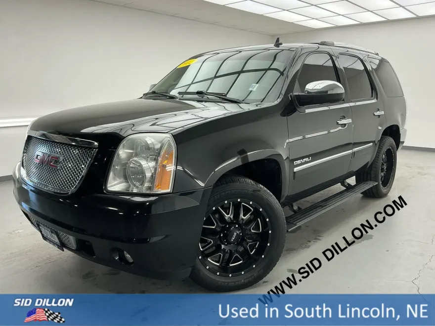 2012 Gmc Yukon Denali photo 1