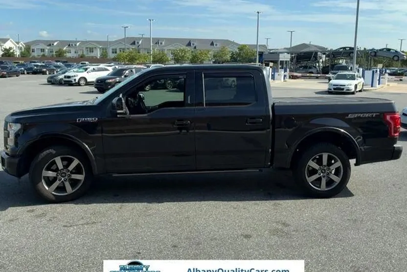 2015 Ford F-150 Lariat photo 1