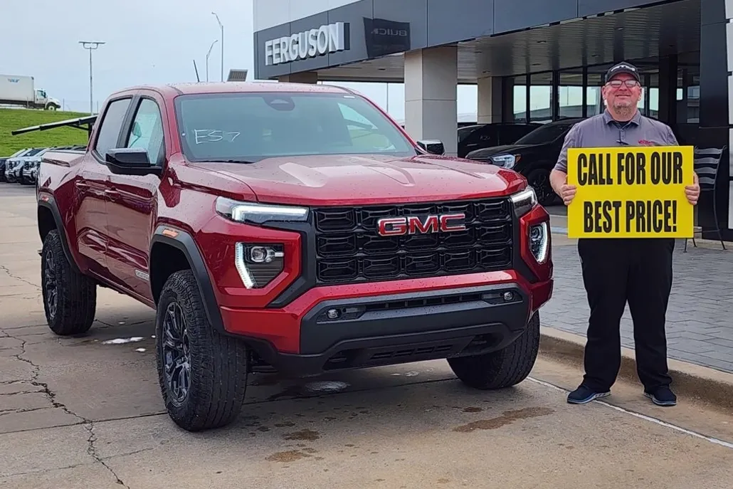 2025 Gmc Canyon Elevation photo 1