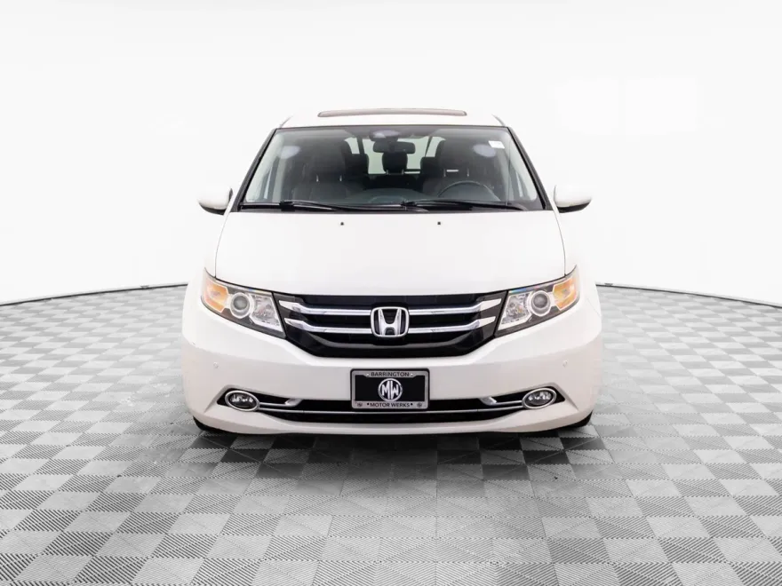 2014 Honda Odyssey Touring Elite photo 1