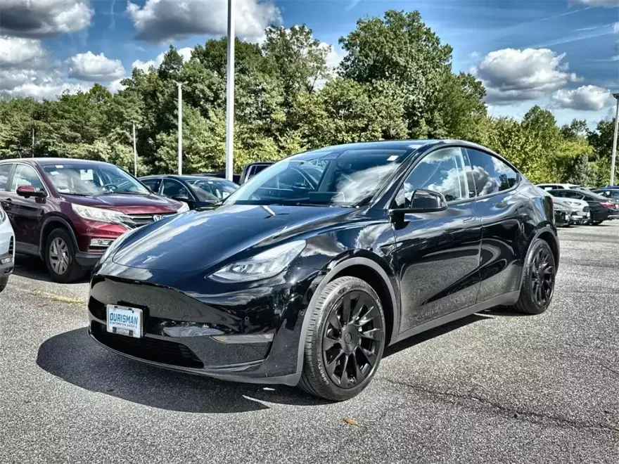 2021 Tesla Model Y Long Range photo 1
