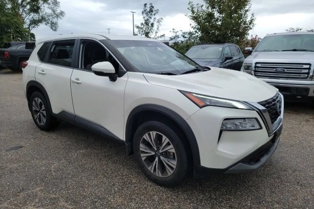 2023 Nissan Rogue SV photo 1