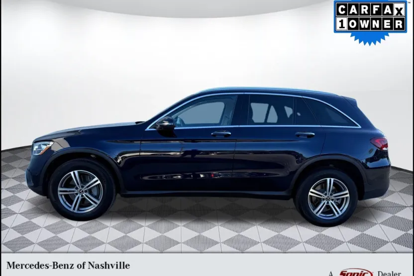 2021 Mercedes Benz GLC 300 photo 1
