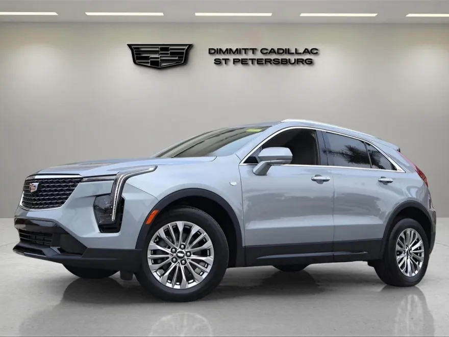 2025 Cadillac XT4 Premium Luxury photo 1