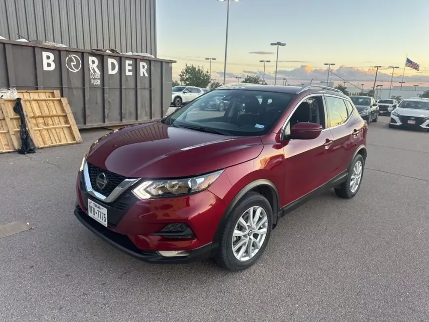 2022 Nissan Rogue Sport SV photo 1