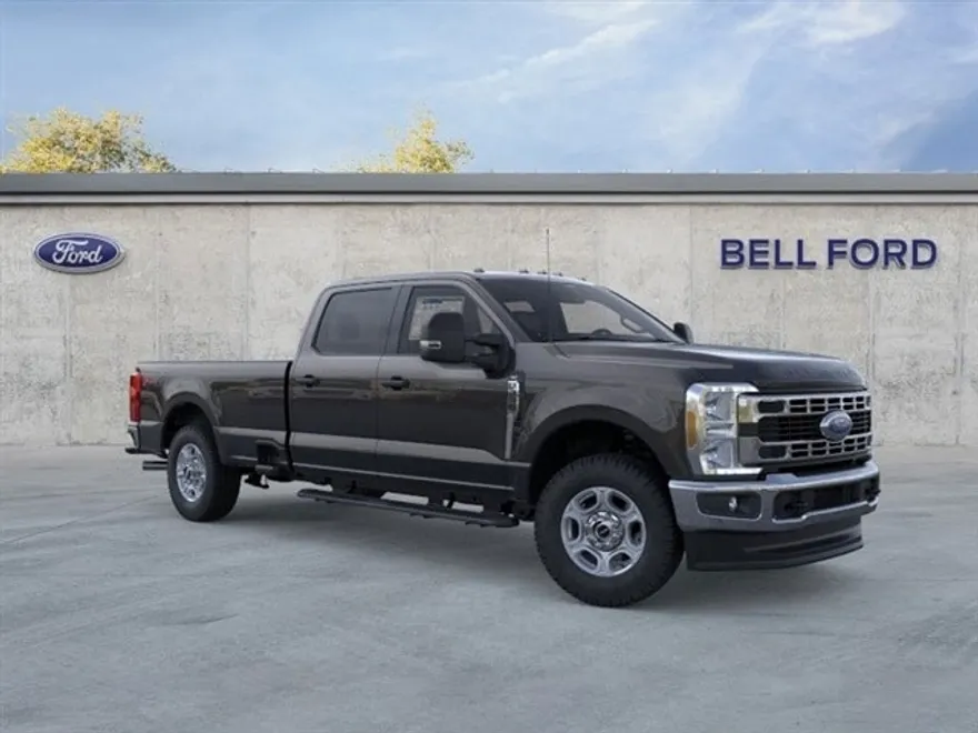 2026 Ford F-250 XLT photo 1