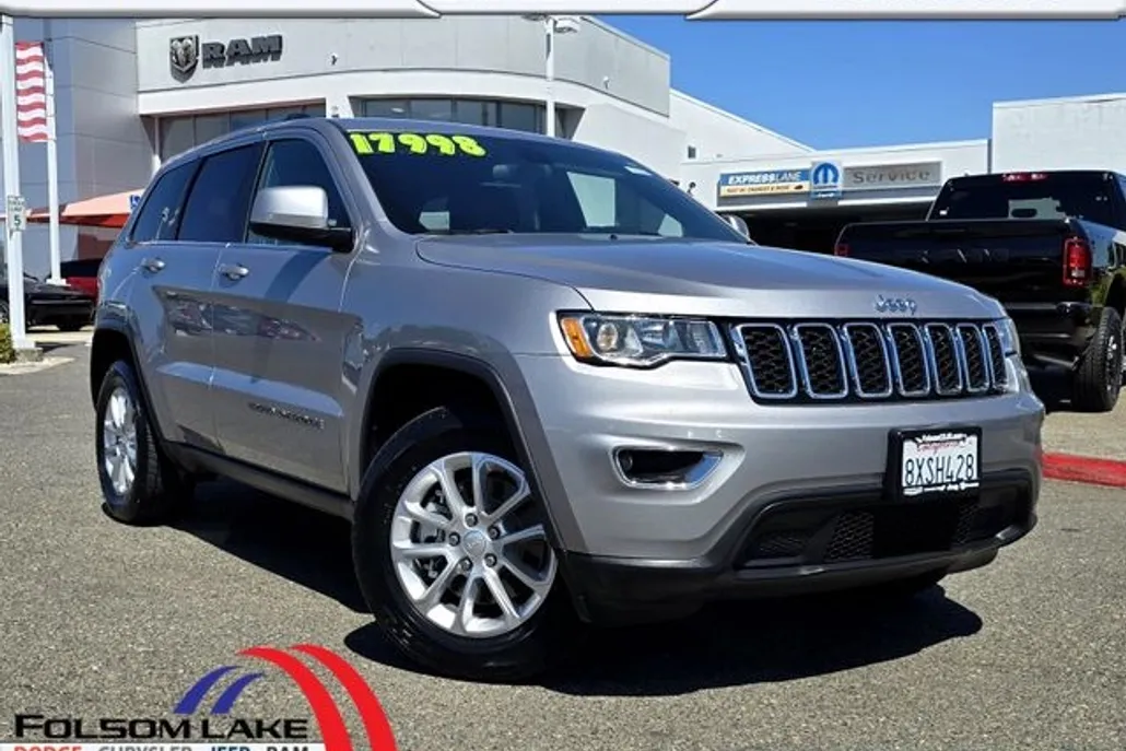2021 Jeep Grand Cherokee Laredo E photo 1