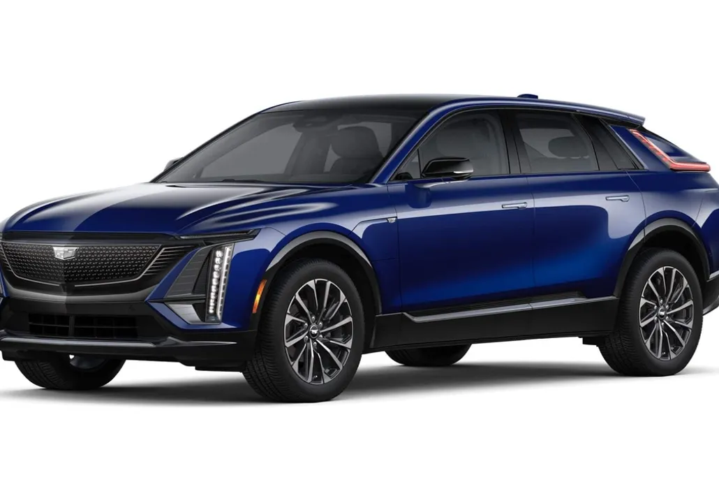 2026 Cadillac Lyriq Sport photo 1