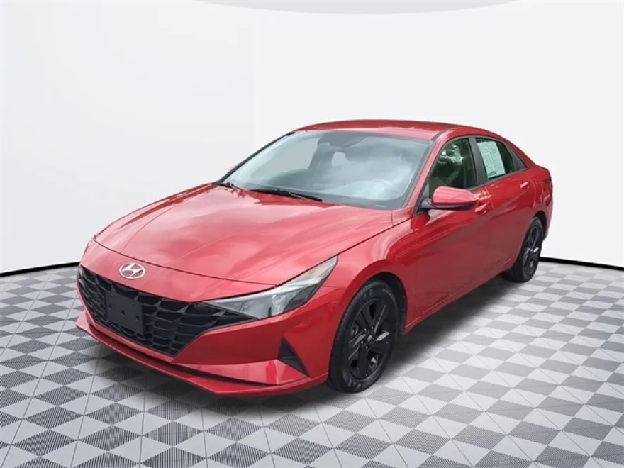 2021 Hyundai Elantra SEL photo 1