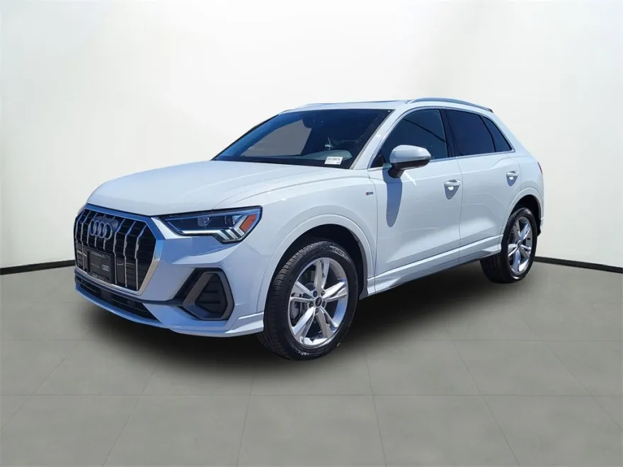 2024 Audi Q3 Premium Plus S line photo 1