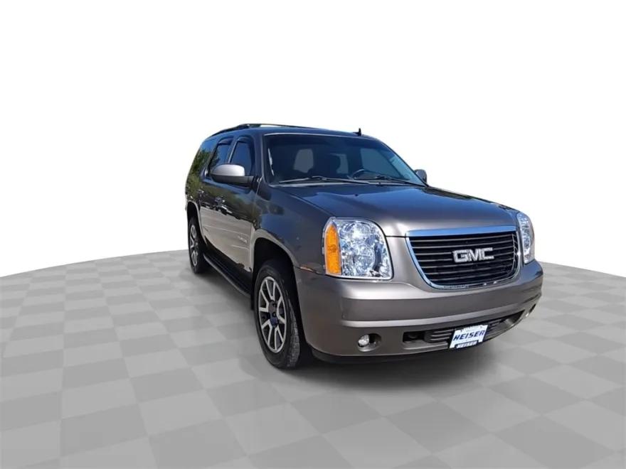 2011 Gmc Yukon SLT photo 1