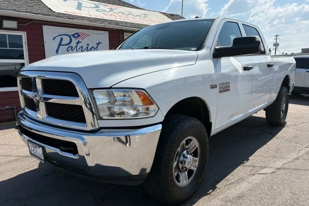 2017 Ram 2500 Tradesman photo 1