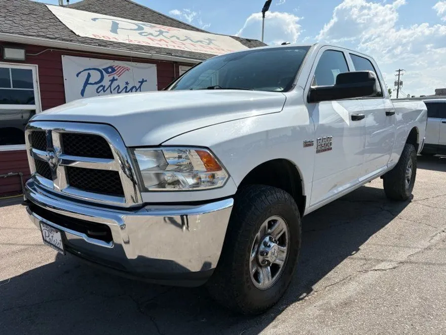2017 Ram 2500 Tradesman photo 1