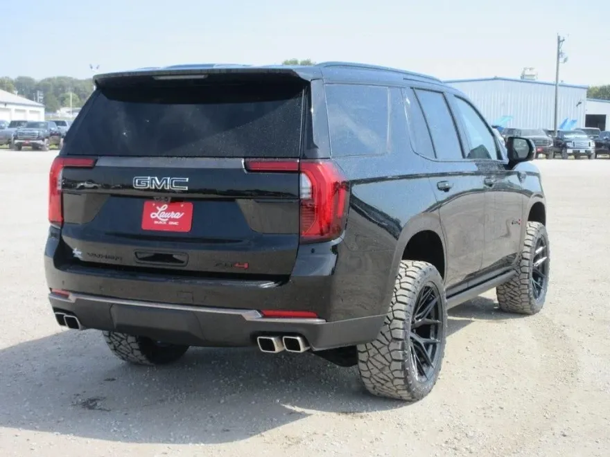 2025 Gmc Yukon AT4 Ultimate photo 1