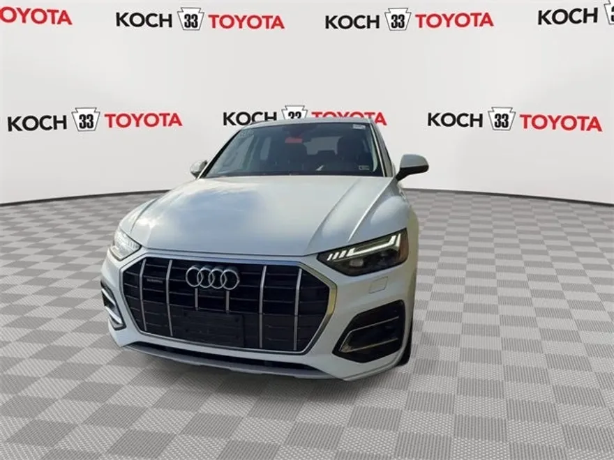 2023 Audi Q5 40 Prestige Premium photo 1
