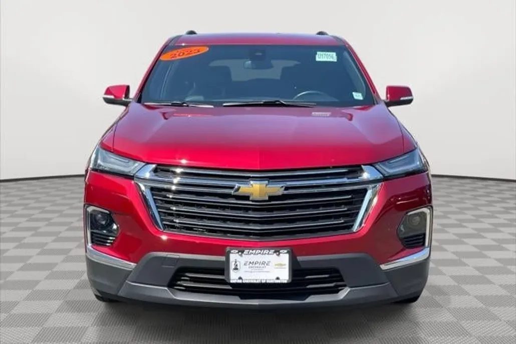 2023 Chevrolet Traverse Leather photo 1