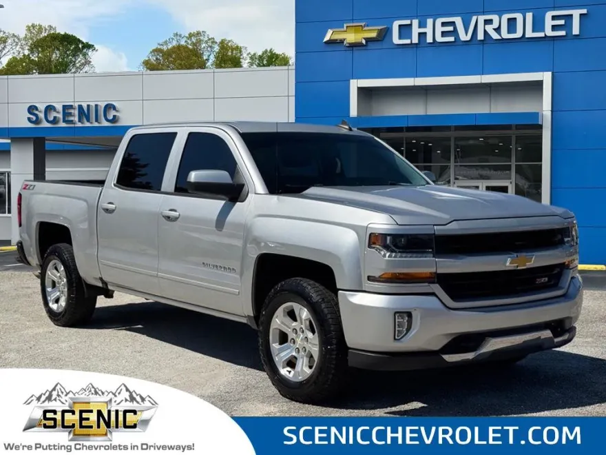 2018 Chevrolet Silverado 1500 LT photo 1