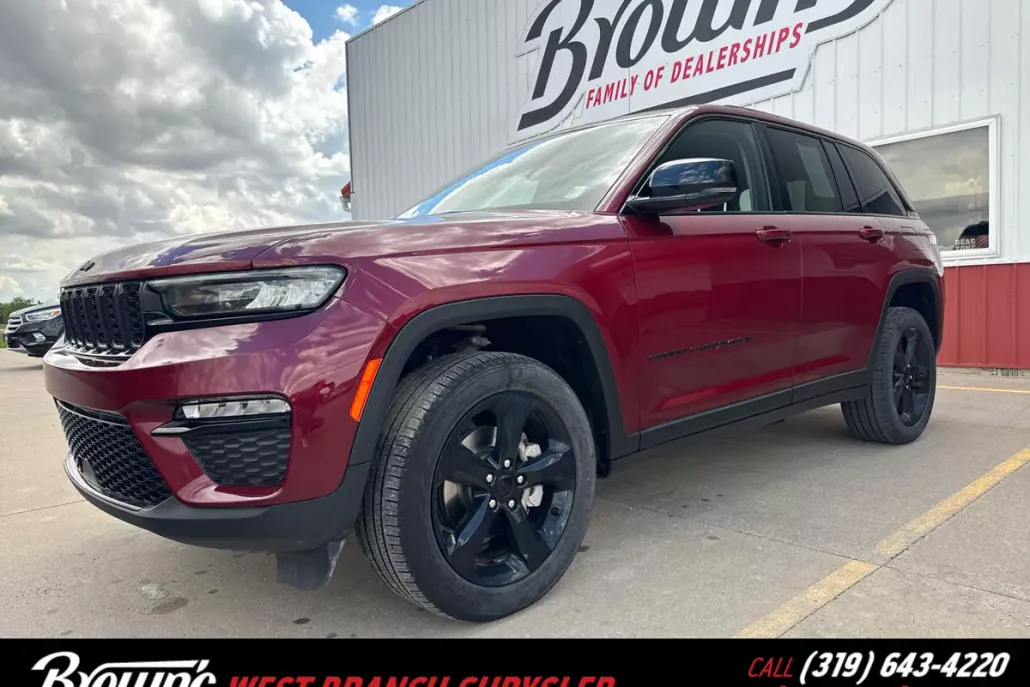 2023 Jeep Grand Cherokee Limited photo 1