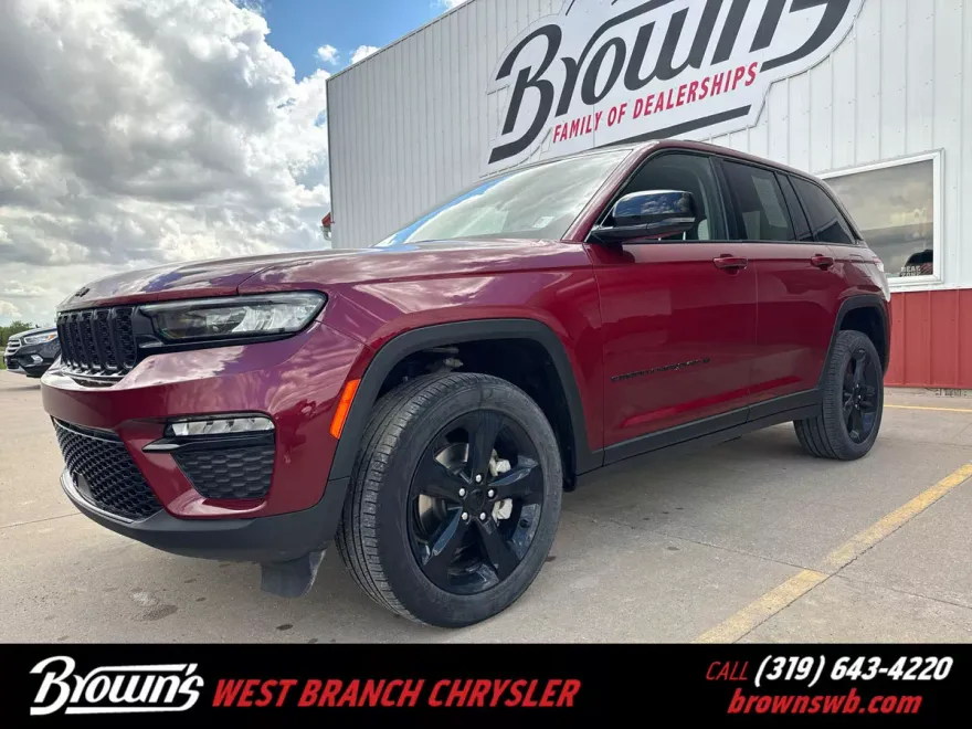 2023 Jeep Grand Cherokee Limited photo 1