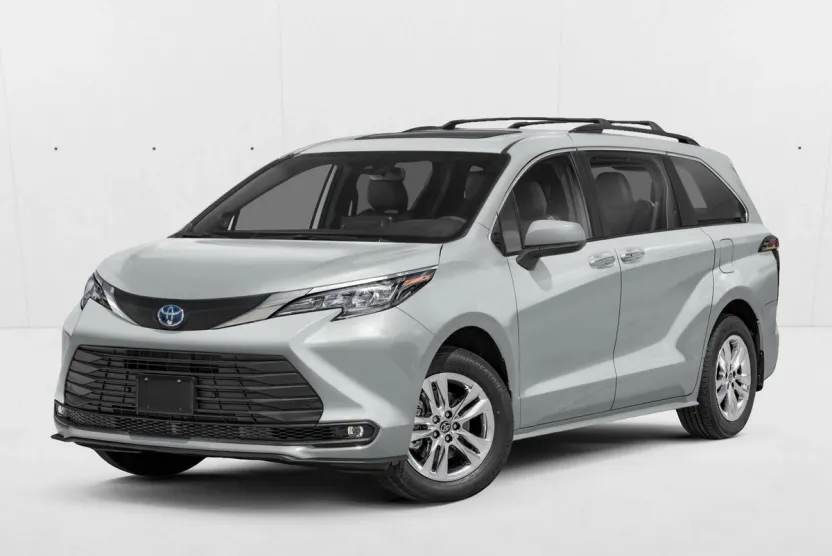 2025 Toyota Sienna Woodland Edition photo 1