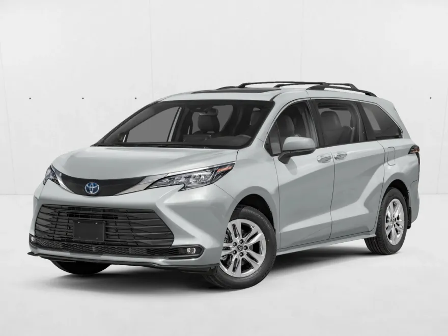 2025 Toyota Sienna Woodland Edition photo 1
