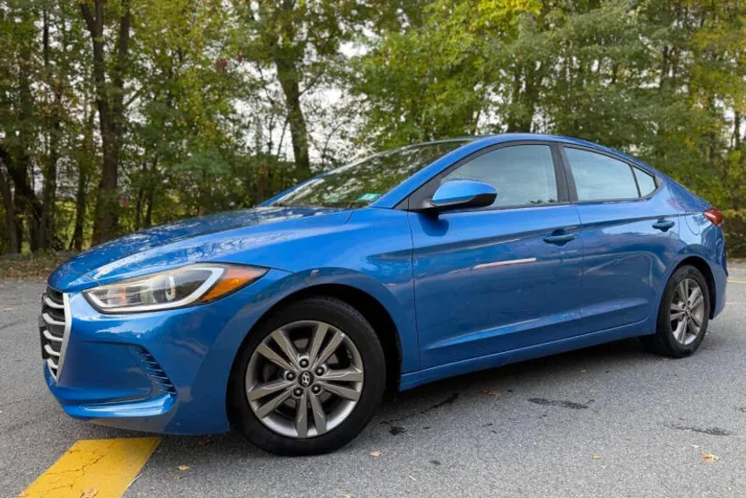 2018 Hyundai Elantra Limited photo 1