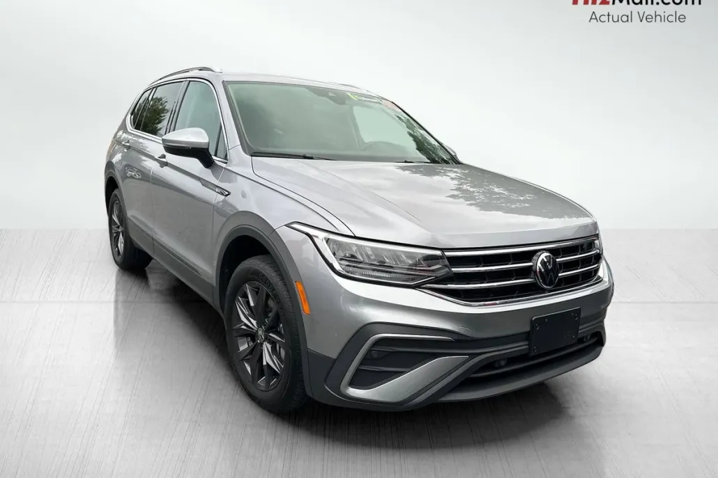 2024 Volkswagen Tiguan SE Wolfsburg Edition photo 1