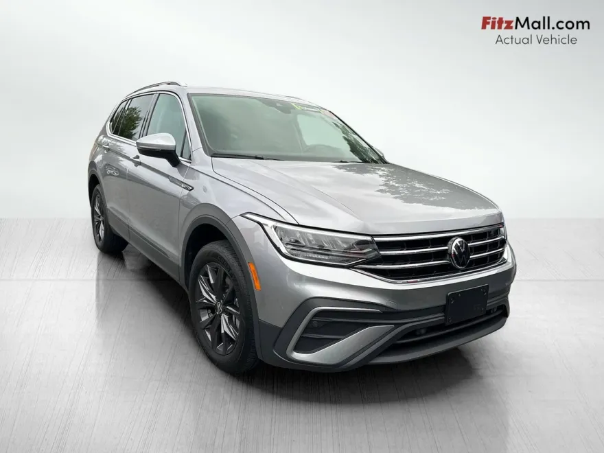 2024 Volkswagen Tiguan SE Wolfsburg Edition photo 1