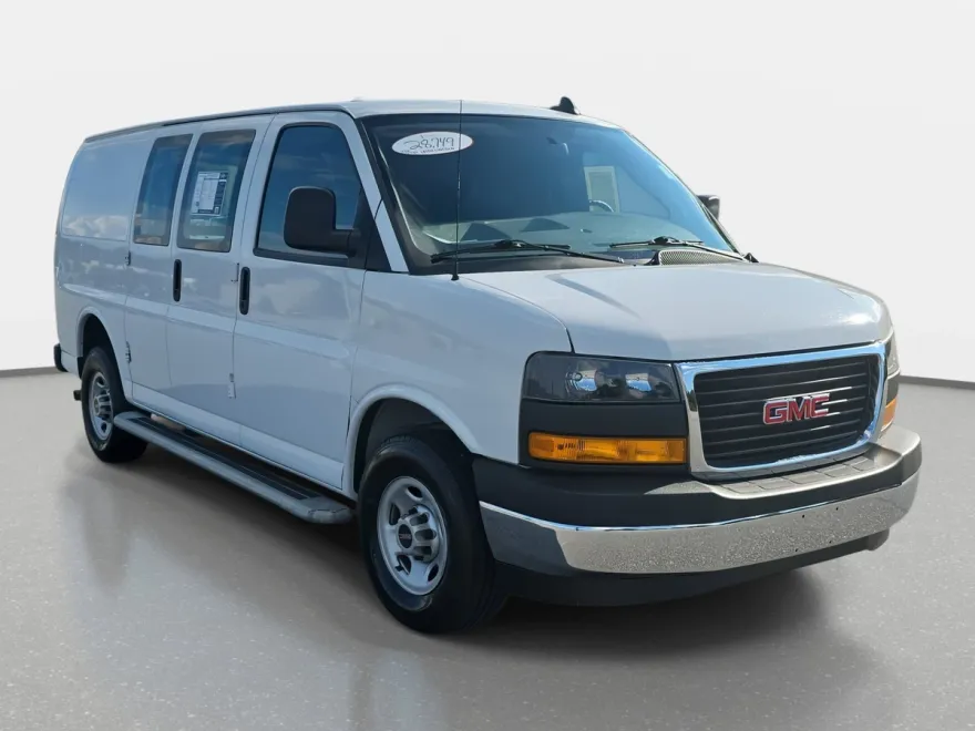 2023 Gmc Savana Cargo 2500 photo 1
