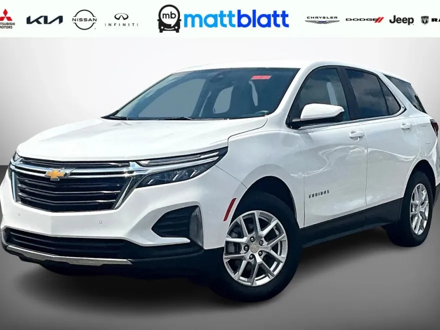 2022 Chevrolet Equinox LT photo 1