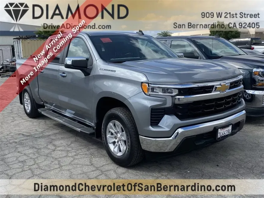 2024 Chevrolet Silverado 1500 LT photo 1