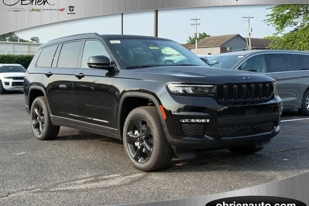 2025 Jeep Grand Cherokee Limited photo 1