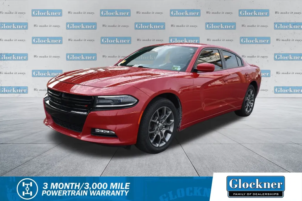 2017 Dodge Charger SXT photo 1
