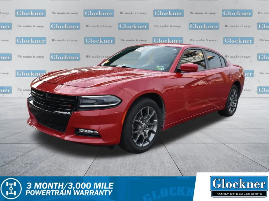 2017 Dodge Charger SXT photo 1