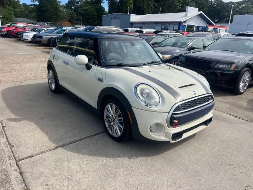 2014 Mini Cooper Hardtop S photo 1