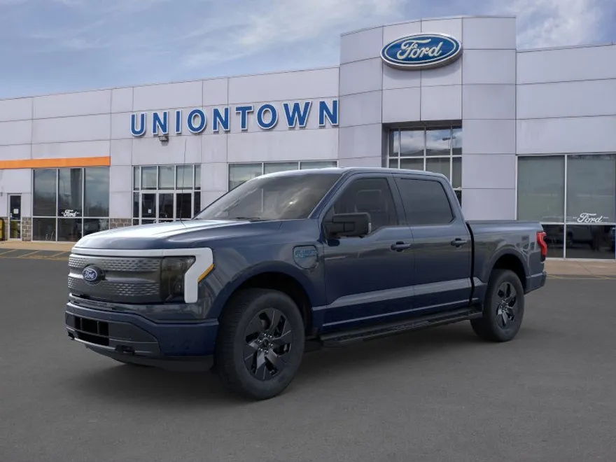 2025 Ford F-150 Lightning photo 1