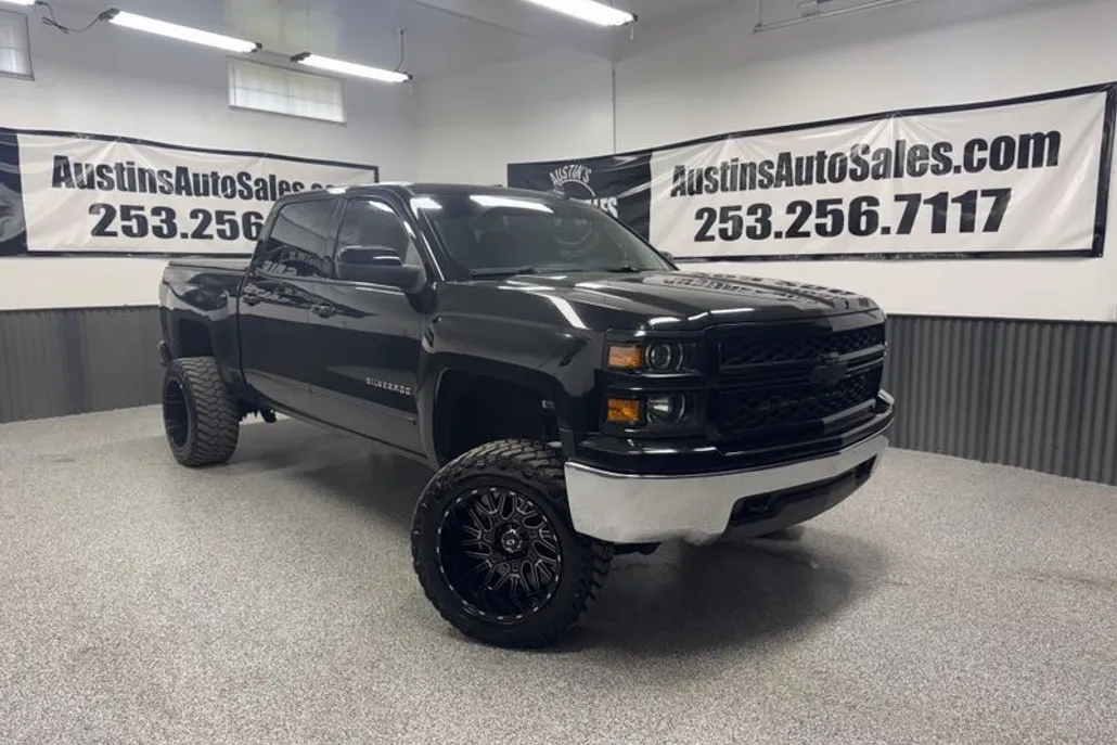2015 Chevrolet Silverado 1500 LT photo 1