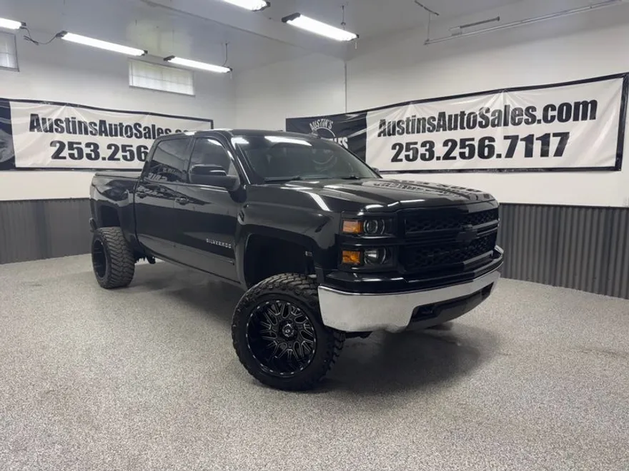 2015 Chevrolet Silverado 1500 LT photo 1
