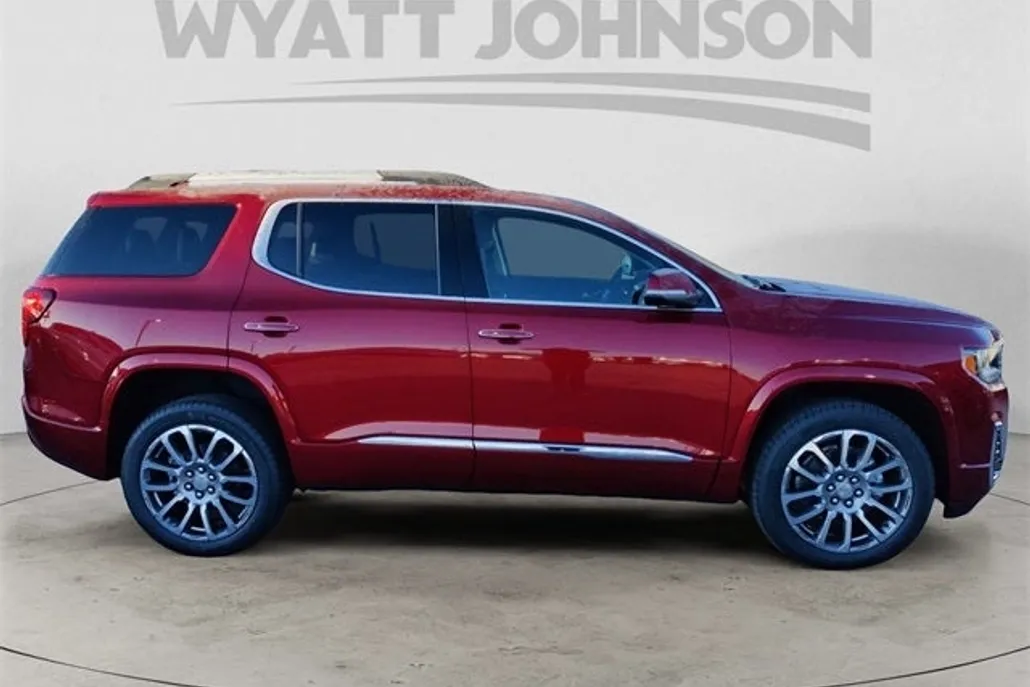 2023 Gmc Acadia Denali photo 1