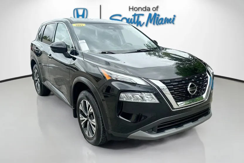2021 Nissan Rogue SV photo 1