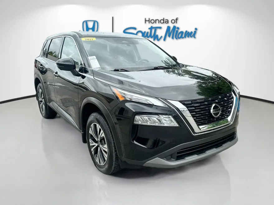 2021 Nissan Rogue SV photo 1