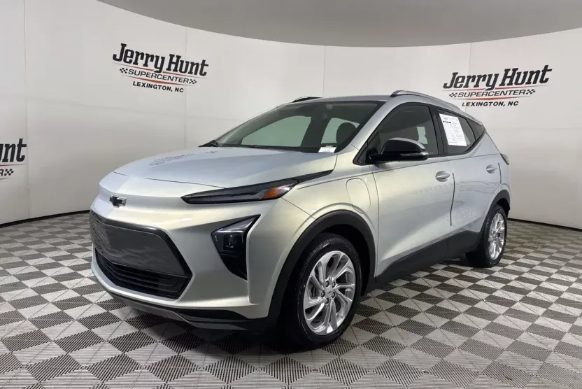 2022 Chevrolet Bolt EUV photo 1