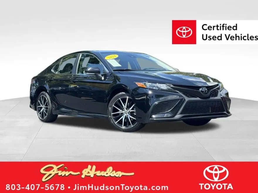 2023 Toyota Camry SE photo 1