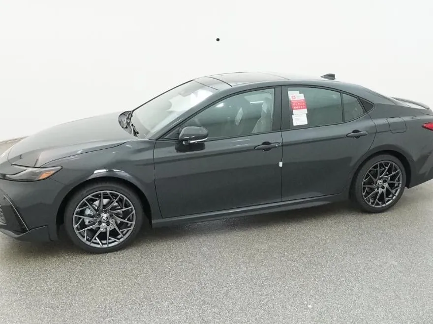 2025 Toyota Camry XSE photo 1