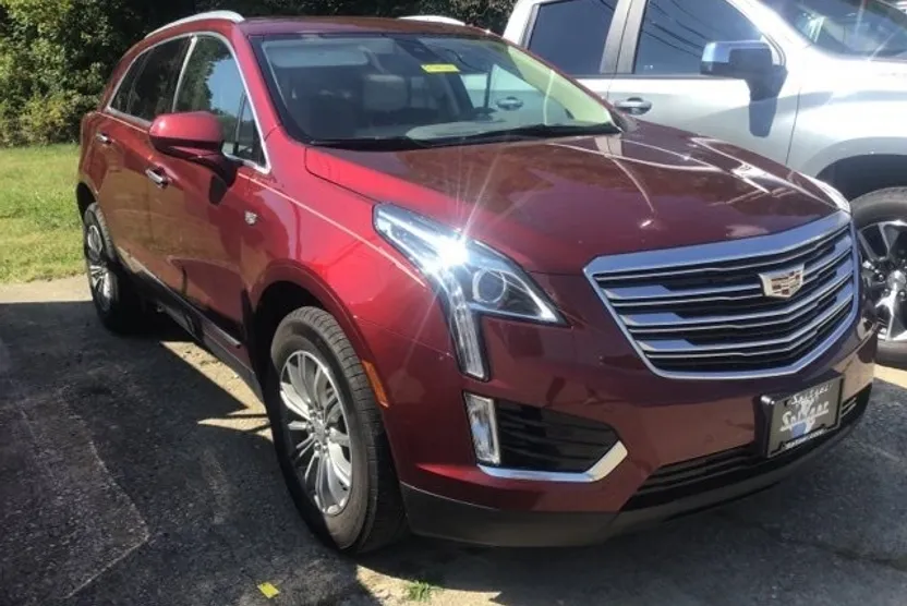 2018 Cadillac XT5 Luxury photo 1