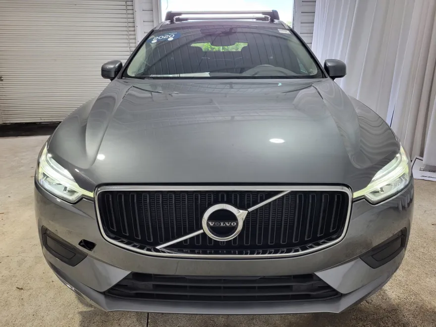 2020 Volvo XC60 T5 Momentum photo 1