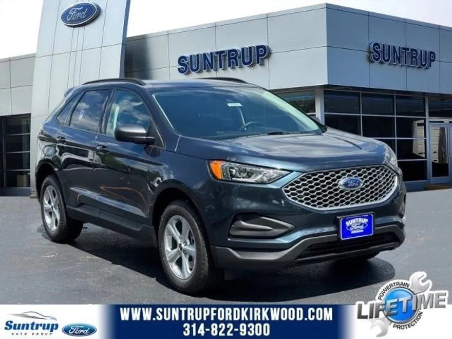 2024 Ford Edge SE photo 1