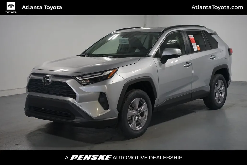 2025 Toyota RAV4 Hybrid XLE photo 1