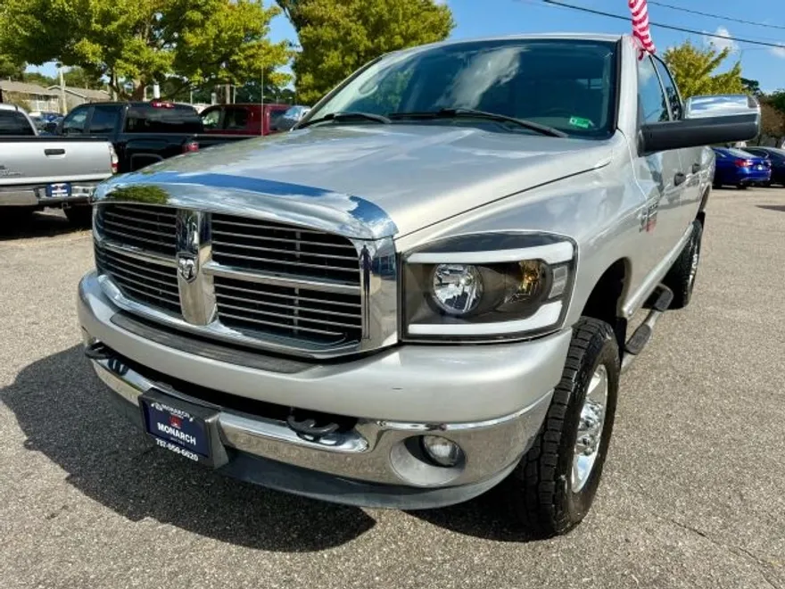 2008 Dodge Ram SLT photo 1