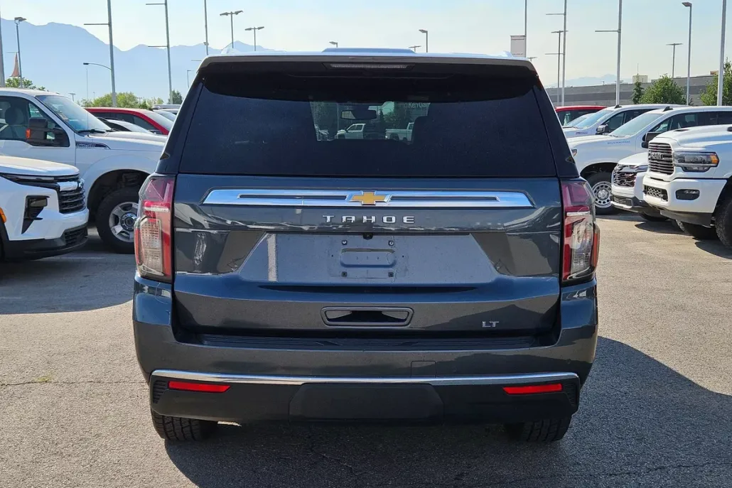 2021 Chevrolet Tahoe LT photo 1